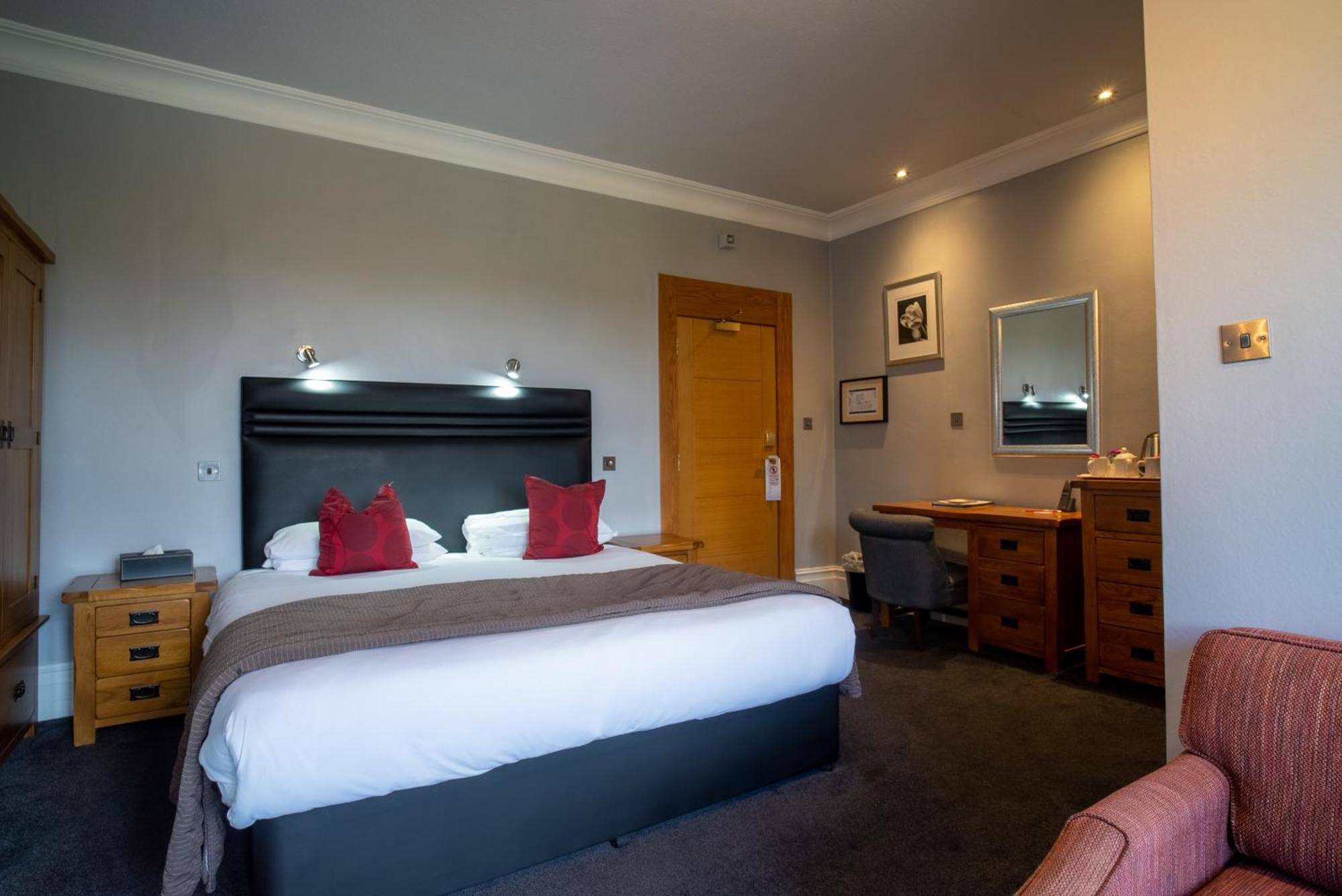 Balmer Lawn Brockenhurst Room photo